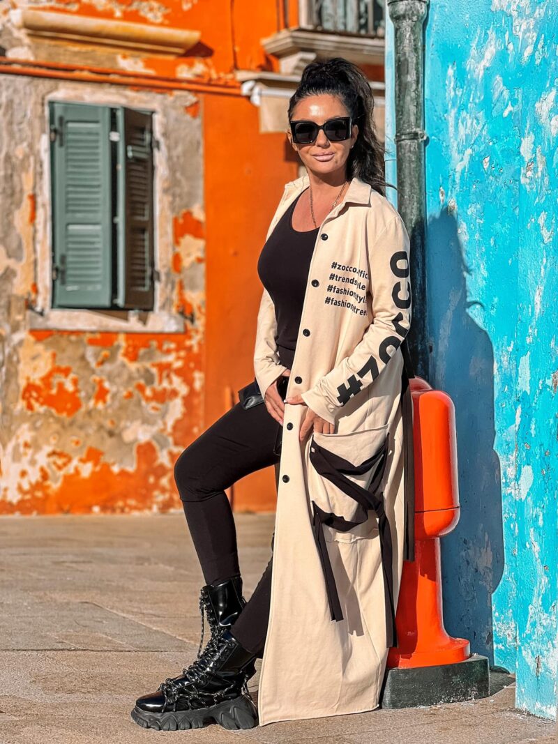 Długa bluza ,płaszczyk z ozdobnymi sznurowaniami i nadrukami Zocco 2224-Z