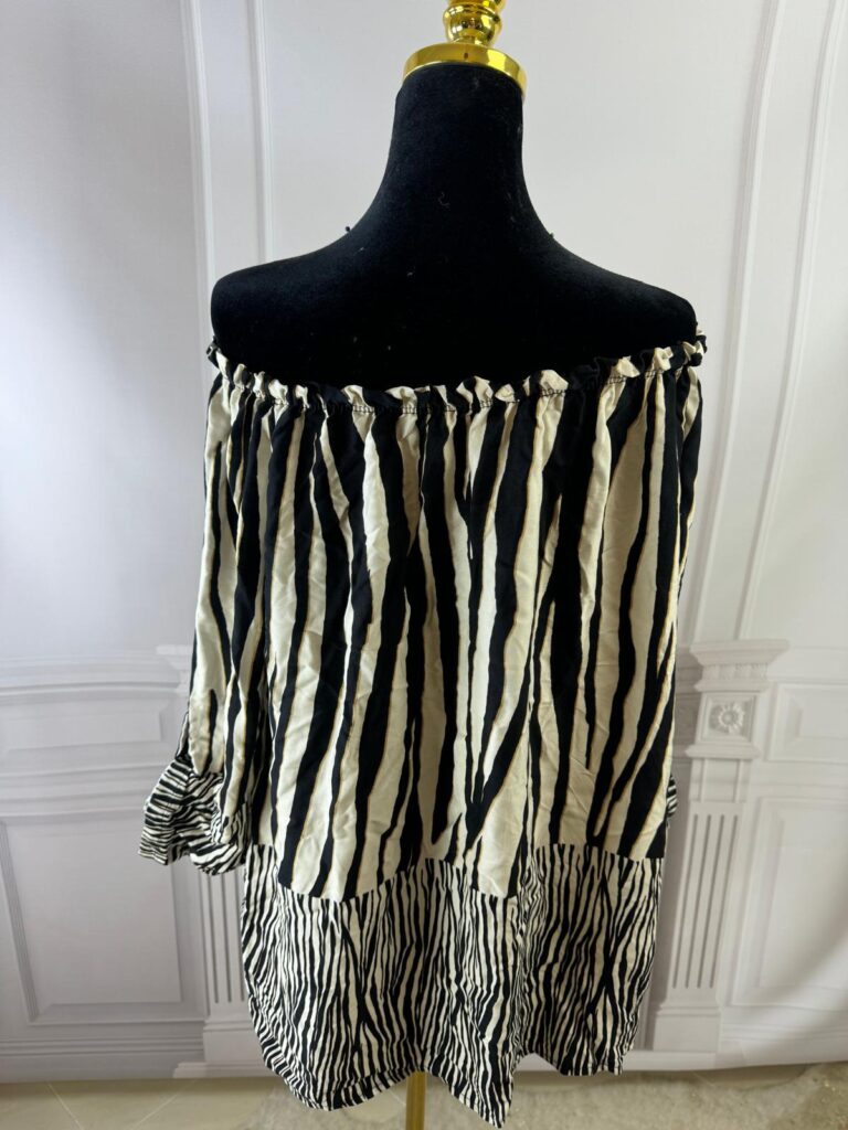 Bluzka z odkrytymi ramionami (moda włoska) 3383-MW - zdjęcie 3