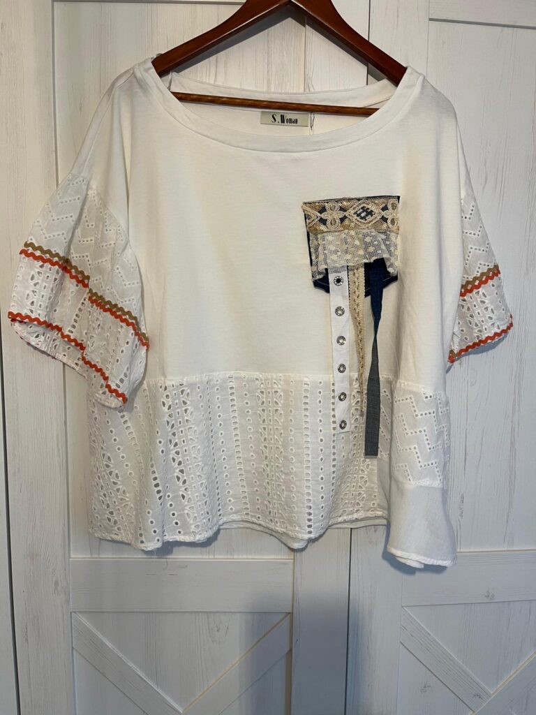 Luźna bluzeczka z koronką (moda włoska) 5024-MW - zdjęcie 4