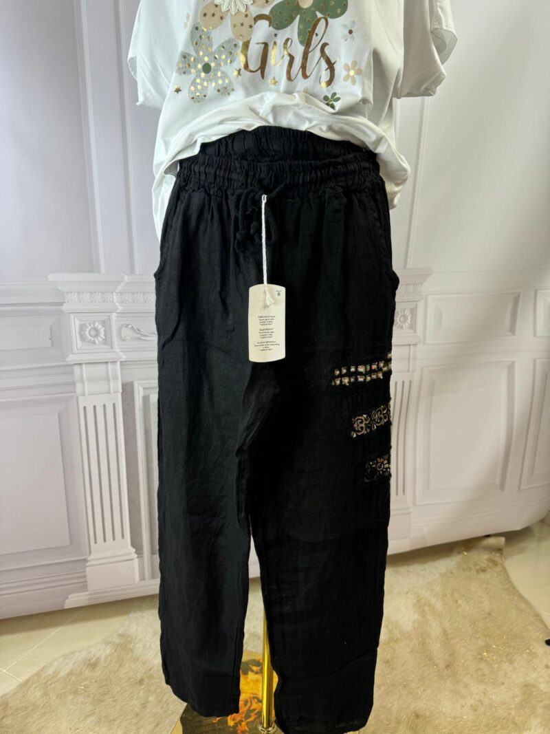 Spodnie z wstawkami z koronki (moda włoska) 5470-MW