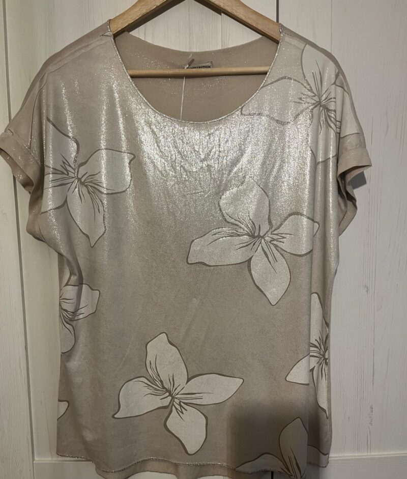 Perłowa bluzeczka z kwiatkami jasny beż (moda włoska) 6044-MW