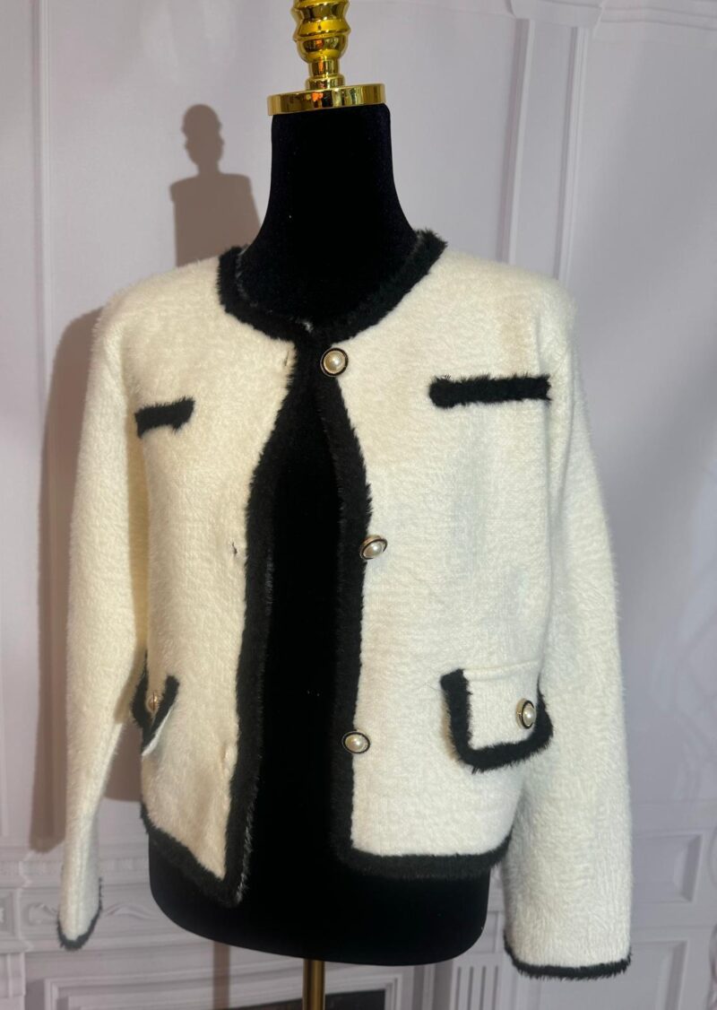 Sweterek typu chanel (moda włoska) 6689-MW