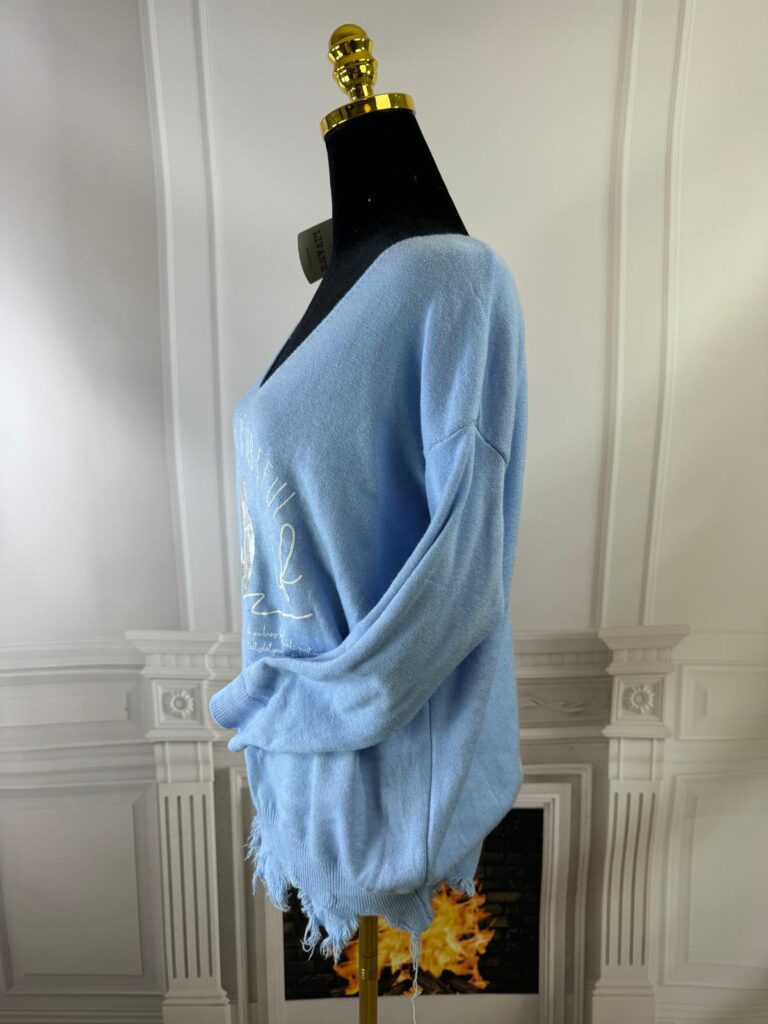 Sweterek z szarpanym dołem (moda włoska) 7056-MW - zdjęcie 2