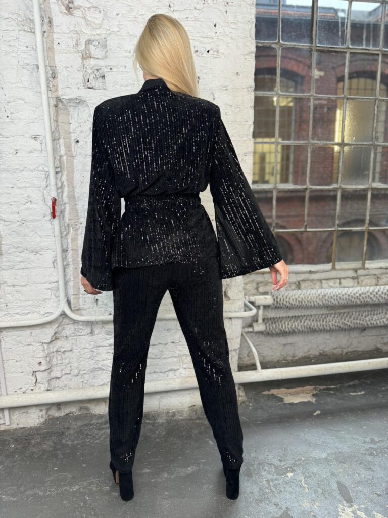 Brokatowy garnitur Paparazzi Fashion 8982-PF - zdjęcie 2