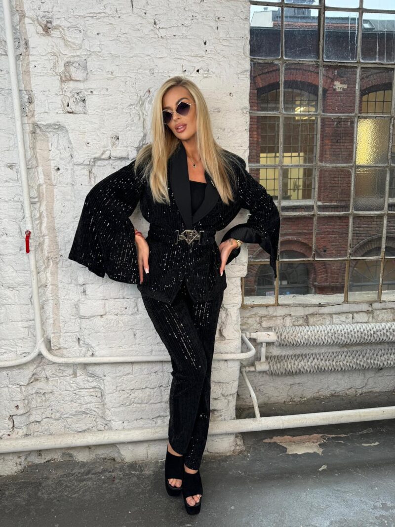 Brokatowy garnitur Paparazzi Fashion 8982-PF