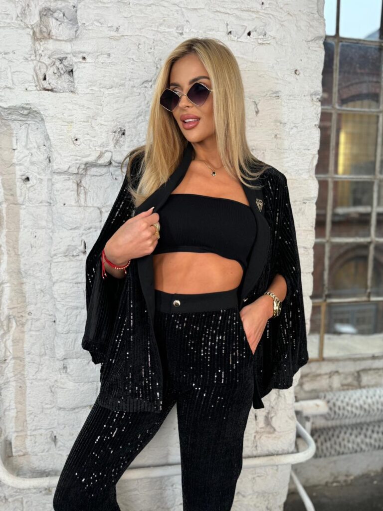 Brokatowy garnitur Paparazzi Fashion 8982-PF - zdjęcie 3